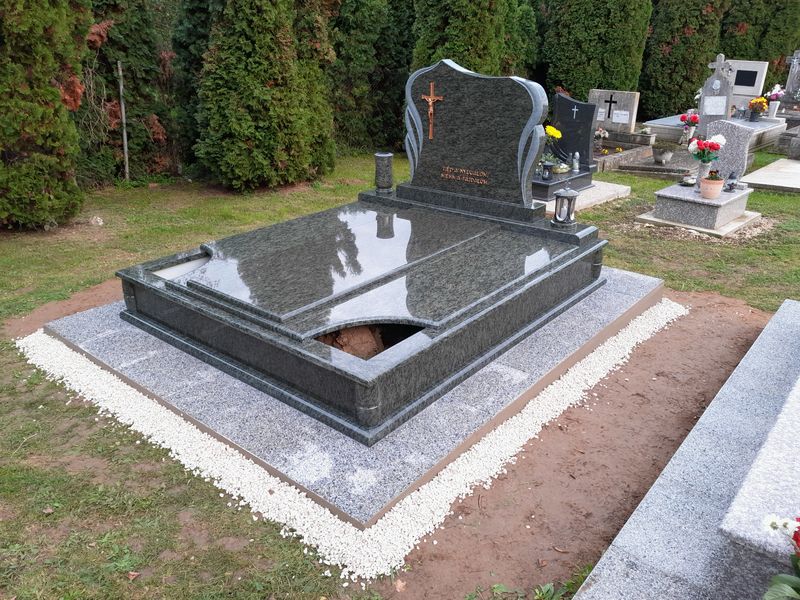 Kétszemélyes gránit síremlékek - Balázsgránit